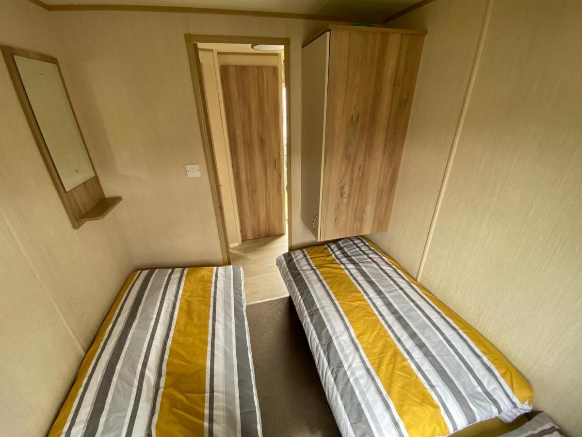 3 Bed 8 Berth Caravan In California Cliffs - M1 大雅茅斯 外观 照片