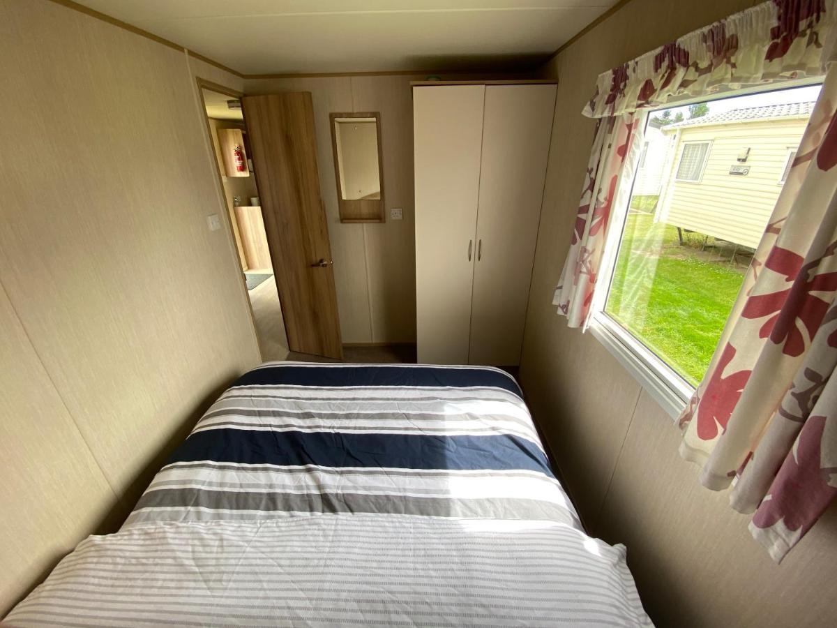 3 Bed 8 Berth Caravan In California Cliffs - M1 大雅茅斯 外观 照片