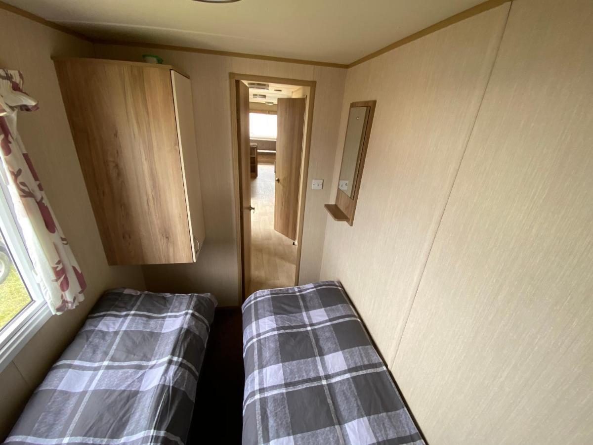 3 Bed 8 Berth Caravan In California Cliffs - M1 大雅茅斯 外观 照片